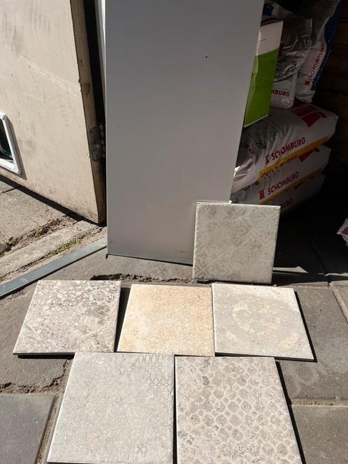 tegels, lijm, voegmiddel en afwerkpleister, Doe-het-zelf en Verbouw, Tegels, Nieuw, Wandtegels, Keramiek, 20 tot 40 cm, Ophalen