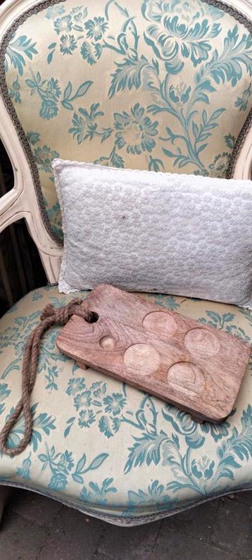 Houten leuke serveer plank met touw brocante  beschikbaar voor biedingen