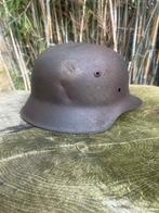 Originele Duitse M42-helm, adelaar in reproductie, Ophalen of Verzenden, Duitsland, Helm of Baret