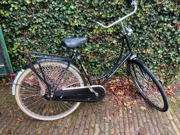 Staphorster oma fiets opknapper Batavus 28 inch beschikbaar voor biedingen