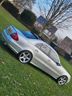 Mercedes-Benz E-Klasse 2.7 CDI E270 Sedan AUT 2002 Grijs APK, Auto's, Mercedes-Benz, Automaat, Zwart, Leder en Stof, Origineel Nederlands