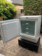 Goede liebher inbouw vriezer, Witgoed en Apparatuur, Vriezers en Diepvrieskisten, Ophalen, Zo goed als nieuw, Inbouw, Minder dan 60 cm