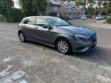 Mercedes-Benz A-Klasse A180 1.6 Blue Efficiency 2012 Grijs beschikbaar voor biedingen