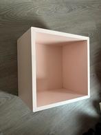 2 wandkastjes/nachtkastjes licht roze IKEA vierkant, Huis en Inrichting, Kasten | Wandmeubels, Ophalen, Zo goed als nieuw, Minder dan 150 cm