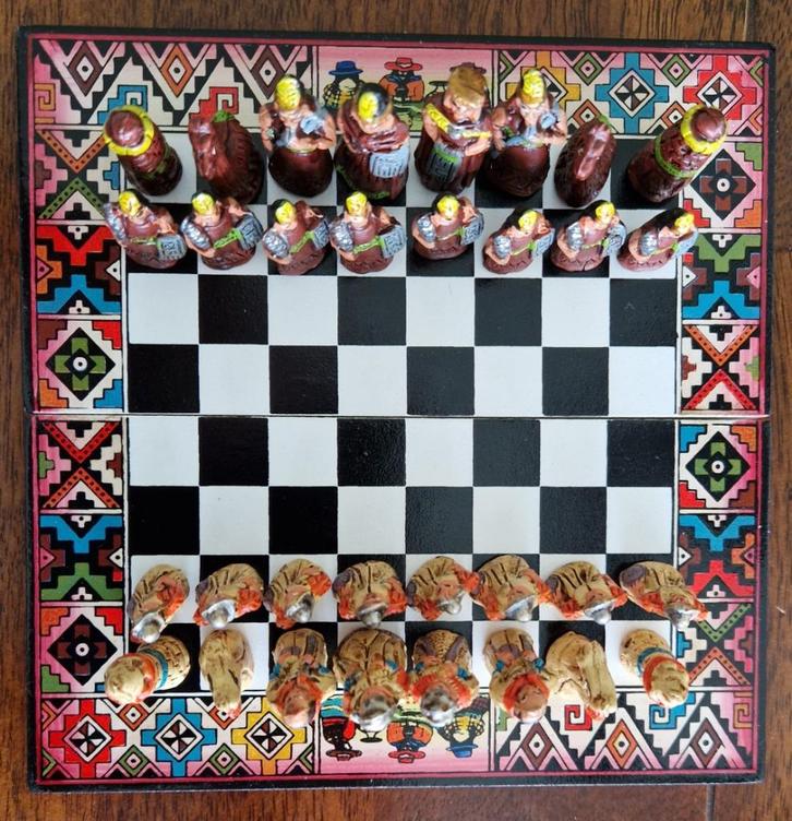 Klein schaakspel uit Peru, Hobby en Vrije tijd, Gezelschapsspellen | Bordspellen, Nieuw, Een of twee spelers, Verzenden