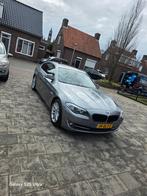 BMW 5-Serie 520i 184pk Aut. 2012 Grijs, Auto's, BMW, Automaat, Euro 5, Achterwielaandrijving, Zwart