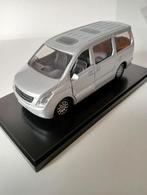 Hyundai H"300 9 pers bus zeer zeldzaam nieuw in de box, Hobby en Vrije tijd, Modelauto's | 1:24, Ophalen of Verzenden, Nieuw, Auto