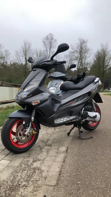 Nette Gilera runner sp pro 70cc loopt niet Brom beschikbaar voor biedingen