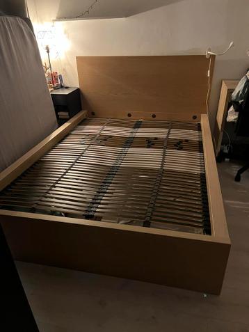 IKEA Malm bed 140x200 cm + lattenbodem - afbeelding 2