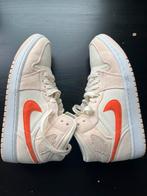 Air jordan 1 oranje, Kleding | Dames, Schoenen, Ophalen of Verzenden, Zo goed als nieuw, Oranje, Sneakers of Gympen