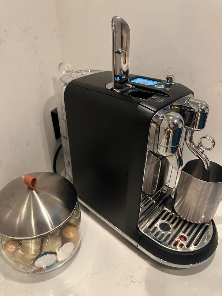 Nespresso creatista plus zwart., Witgoed en Apparatuur, Koffiezetapparaten, Zo goed als nieuw, Koffiepads en cups, Koffiemachine