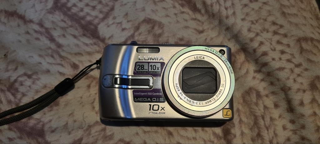 Prachtige panasonic DMC-TZ2 met alle toebehoren compleet, Compact, Ophalen of Verzenden, Zo goed als nieuw, Overige Merken