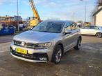 Volkswagen Tiguan 1.4 TSI 110KW DSG 2016 Grijs, Auto's, 4 cilinders, 150 pk, Origineel Nederlands, 1395 cc