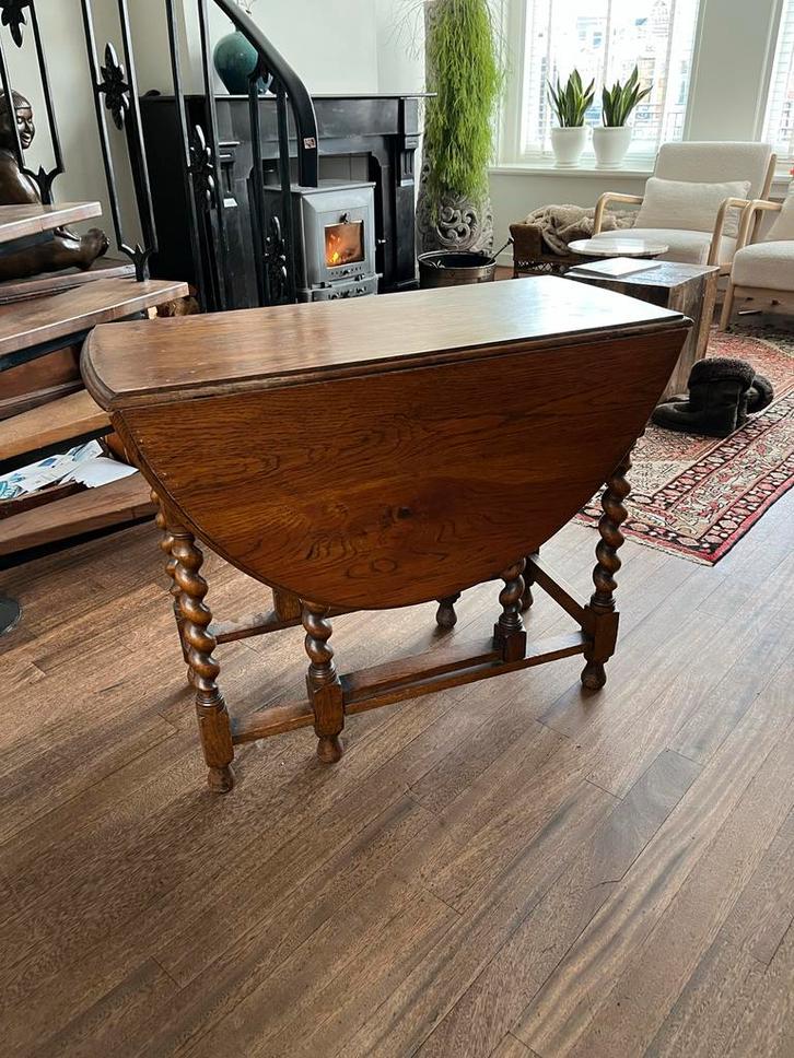 Hangoortafel met gedraaide poten, Antiek en Kunst, Antiek | Meubels | Tafels, Ophalen