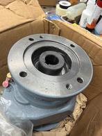 Rechte motorreductor Yilmaz reductor / NV173-90S4B, Ophalen, Nieuw, Elektromotor, Minder dan 1400 rpm
