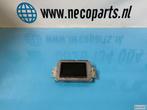 VOLVO V40 NAVIGATIE DISPLAY (2012-2016) 31384954, Ophalen of Verzenden, Gebruikt, Volvo, Spatbord