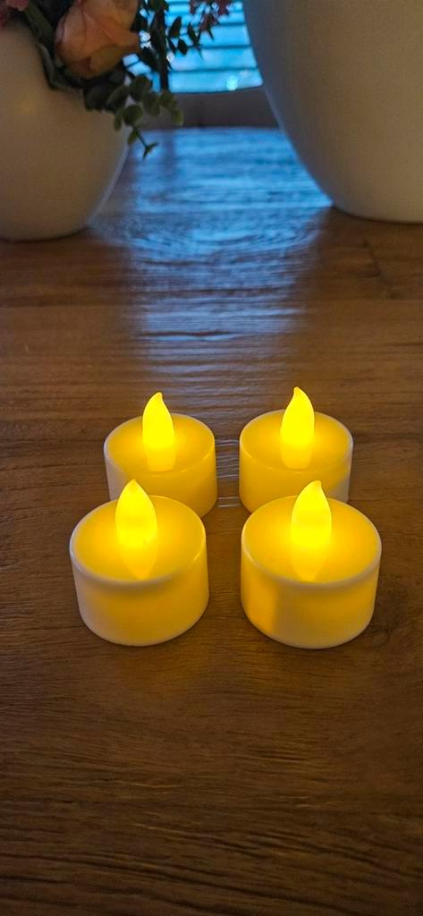 8 Oplaadbare LED Theelichten - Kerst Sfeerlicht, Huis en Inrichting, Woonaccessoires | Kandelaars en Kaarsen, Zo goed als nieuw
