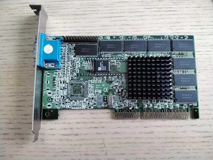 AGP videokaart met Nvidia RIVA TNT grafische chip, Computers en Software, Netwerkkaarten, Ophalen of Verzenden