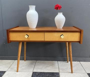 60 jaren halkastje Laag smal bijzetkast nachtkast 2 laden beschikbaar voor biedingen