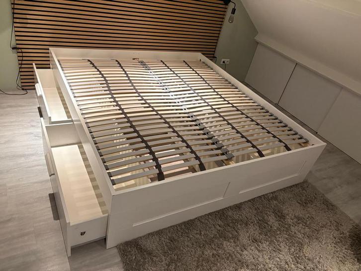 2 persoonsbed IKEA wit, Huis en Inrichting, Slaapkamer | Bedden, Zo goed als nieuw, Eenpersoons, Hout, Wit, Ophalen