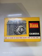 Oude Diana Camera 1960 nieuw in doos, Verzamelen, Fotografica en Filmapparatuur, Ophalen of Verzenden, 1960 tot 1980, Fototoestel