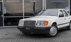 Mercedes-benz 200 200 AUTOMAAT TREKHAAK VERKEERT IN ZEER NET, Auto's, Mercedes-Benz, Automaat, Met garantie (alle), Wit, Bedrijf