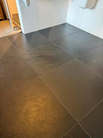 Natuursteen Mustang, afm 60x60cm, ca 7m3 beschikbaar voor biedingen