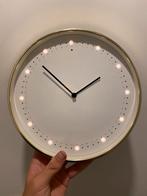 IKEA Panorera Wandklok - Stil & Verlicht!, Ophalen of Verzenden, Zo goed als nieuw, Analoog, Wandklok
