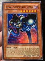 Yu-Gi-Oh! Toon Summoned Skull 💀 DLG1 Dark Legend Print !, Verzenden, Gebruikt, Losse kaart