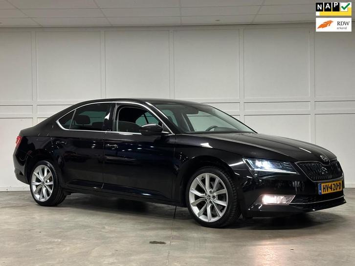 Skoda Superb 1.4 TSI ACT Style Business / 2016 / Navi / Crui, Auto's, Skoda, Bedrijf, Te koop, Superb, ABS, Achteruitrijcamera