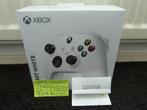 Microsoft Xbox Wireless Controller 2020 Robot White Geseald, Xbox Original, Nieuw, Ophalen of Verzenden, Controller