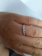 Zilveren ring met zirkonia, 18 tot 19, Ophalen of Verzenden, Zo goed als nieuw, Dame of Heer
