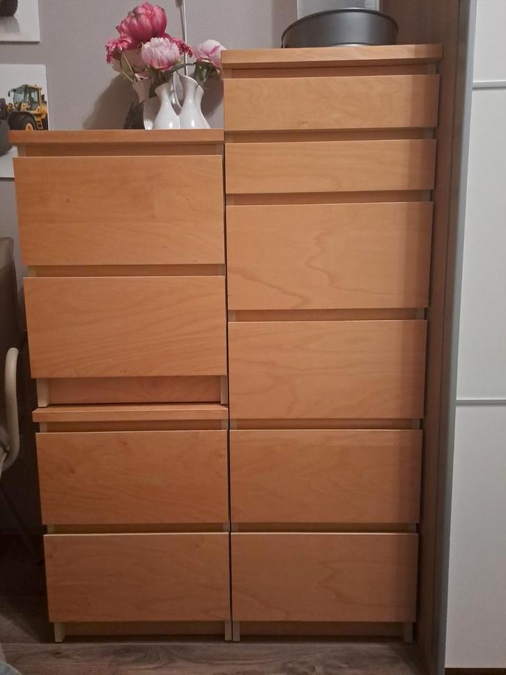 Ikea Malm: 2 nachtkastjes & spiegel ladekast, Huis en Inrichting, Kasten | Dressoirs, Gebruikt, 50 tot 100 cm, 25 tot 50 cm, Met lade(s)