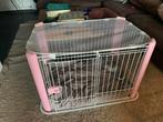 Grote roze honden bench, Dieren en Toebehoren, Hondenbenches, Ophalen of Verzenden, Zo goed als nieuw