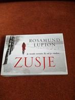 Zusje - Rosamund Lupton - Dwarsligger, Ophalen of Verzenden, Gelezen, Rosamund Lupton, Nederland