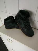 Nike Air Force 1 Donkergroen/Zwart - Zo goed als nieuw, Kleding | Heren, Schoenen, Zwart, Nike, Ophalen of Verzenden, Sneakers of Gympen