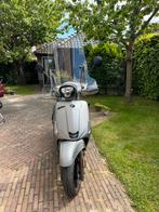 Kymco new like mat grijs, Fietsen en Brommers, Snorfietsen en Snorscooters, Ophalen, Gebruikt, Kymco, Benzine