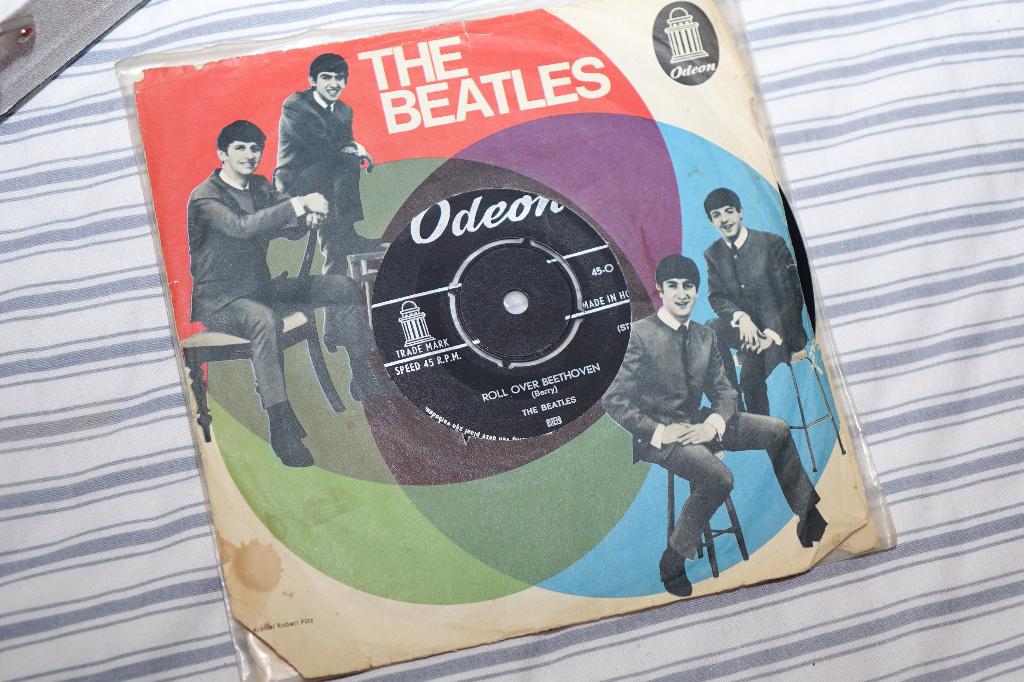 single Beatles roll over beethoven / hold me tight, Verzenden, Gebruikt, Pop, Single