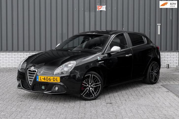 Alfa Romeo Giulietta 1.4 T Distinctive*ClimateControl*Stoelv, Auto's, Alfa Romeo, Bedrijf, Te koop, Giulietta, ABS, Airbags, Airconditioning