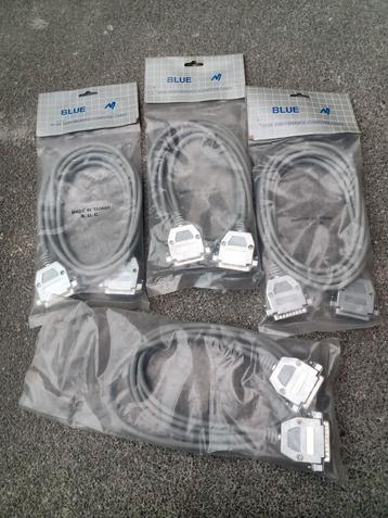(101 4x)  Soepele RS-232 kabel male- female NIEUW beschikbaar voor biedingen