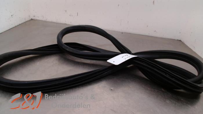 Schuifdeur Rubber rechts van een Fiat Fiorino, Auto-onderdelen, Carrosserie en Plaatwerk, Fiat, Gebruikt, 3 maanden garantie, Ophalen of Verzenden