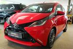 Toyota Aygo 1.0 VVT-i x-play Airco, Cruise control, Tel!, Voorwielaandrijving, Euro 5, Stof, Gebruikt