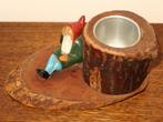 houten kabouter tafereel met vaasje, origineel houtsnijwerk, Verzenden