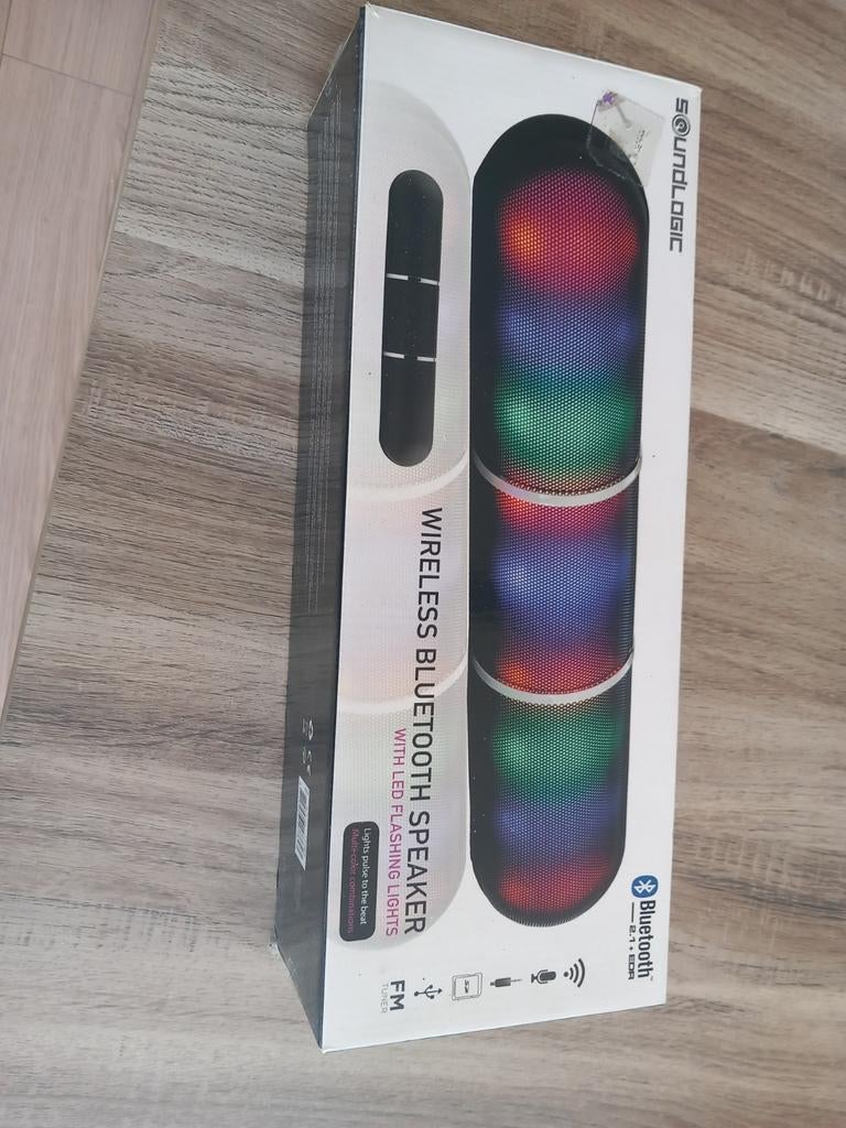 Soundlogic Bluetooth Speaker met LED Verlichting, Audio, Tv en Foto, Luidsprekers, Zo goed als nieuw, Overige typen, Minder dan 60 watt