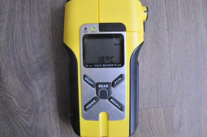 Digitale afstandsmeter, Doe-het-zelf en Verbouw, Meetapparatuur, Zo goed als nieuw, Afstand, Ophalen of Verzenden