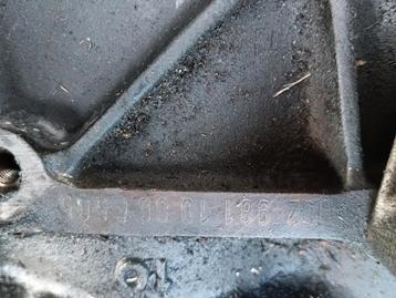 Mercedes Benz Motorblok M102.981 beschikbaar voor biedingen