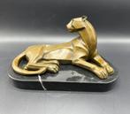 Liggende bronzen panter Art-Deco stijl.