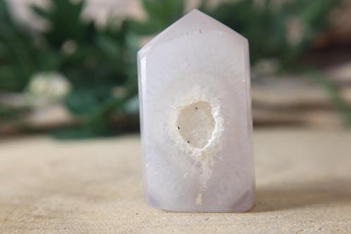 Agaat druzy puntje 0188 mineraal edelsteen, Verzamelen, Mineralen en Fossielen, Mineraal, Ophalen of Verzenden