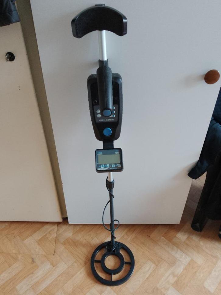metaaldetector Velleman CS 300, Hobby en Vrije tijd, Metaaldetectors, Gebruikt, 30 cm of minder, Overige merken, Discriminatie metaaldetectie