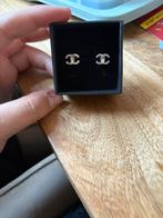 Chanel oorbellen, Sieraden, Tassen en Uiterlijk, Oorbellen, Ophalen of Verzenden, Zo goed als nieuw, Goud